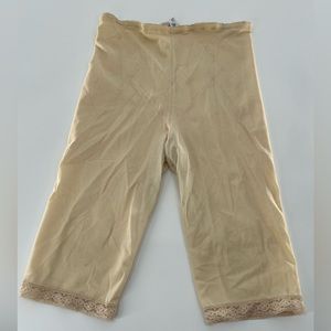 Vintage JC Penny‎ Adonna Shapewear Size 38